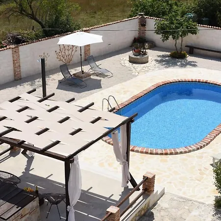 Palace Zadarvillas * Donji Zemunik